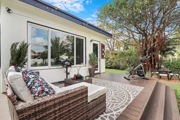 HD-351 NE 117th ST-14