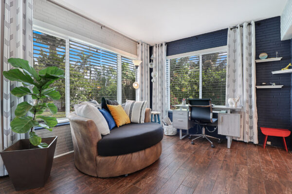 HD-351 NE 117th ST-16